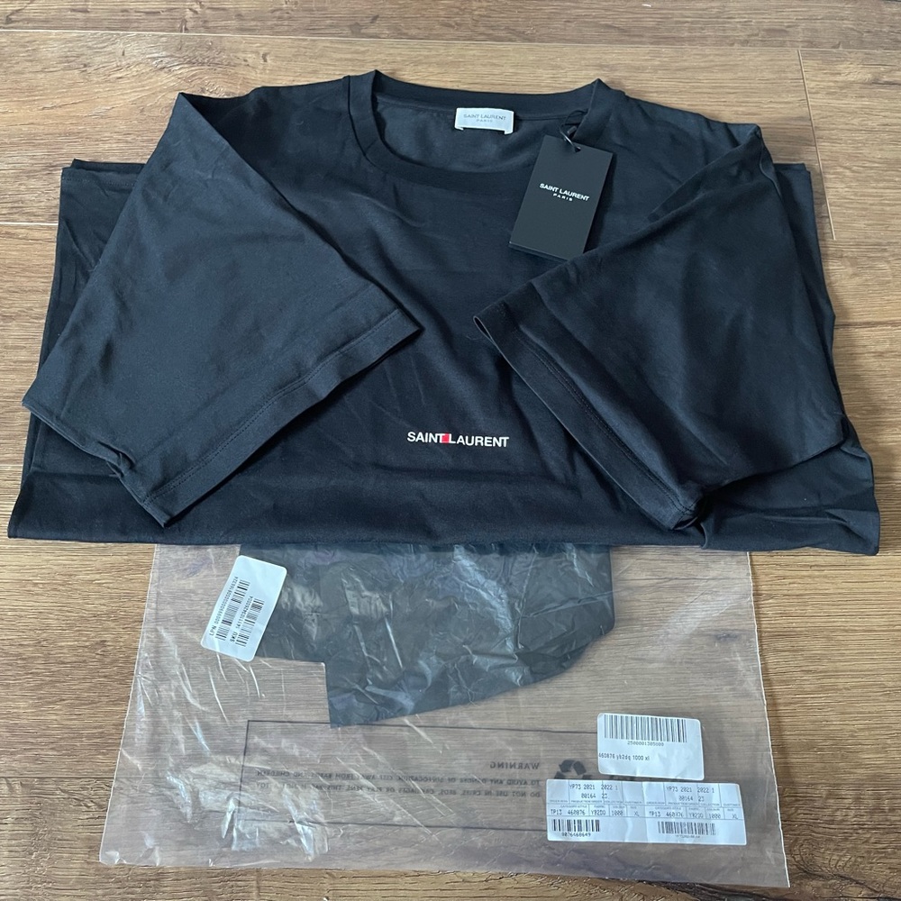 SAINT LAURENT-AUTHENTIC (NWT) Black Logo Short Sleeve Tee-Unisex Style